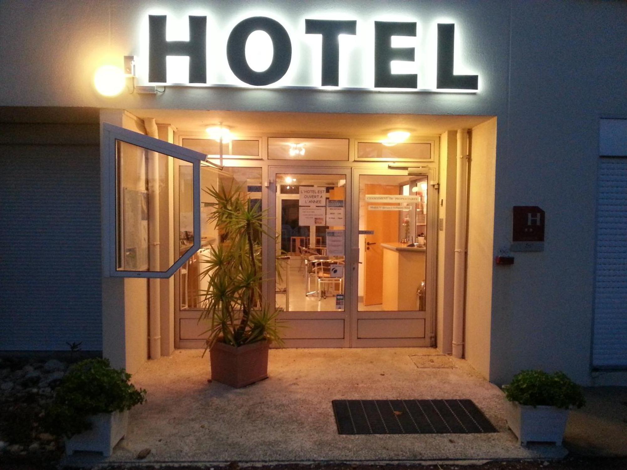 Hotel L'Echappee D'Oleron Saint-Georges-d'Oleron Bagian luar foto